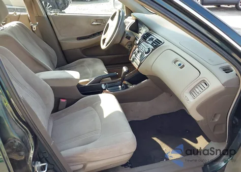 2000 Honda Accord 2.3 Se z USA, uszkodzony, nr VIN JHMCG6697YC014133